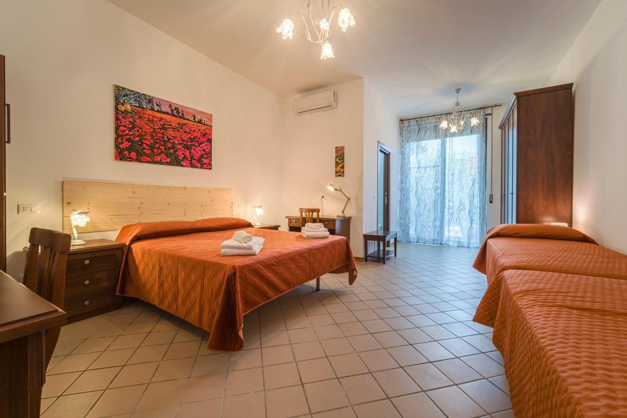 Il Vivaio Bed And Breakfast Санта-Тереза-ди-Рива Экстерьер фото
