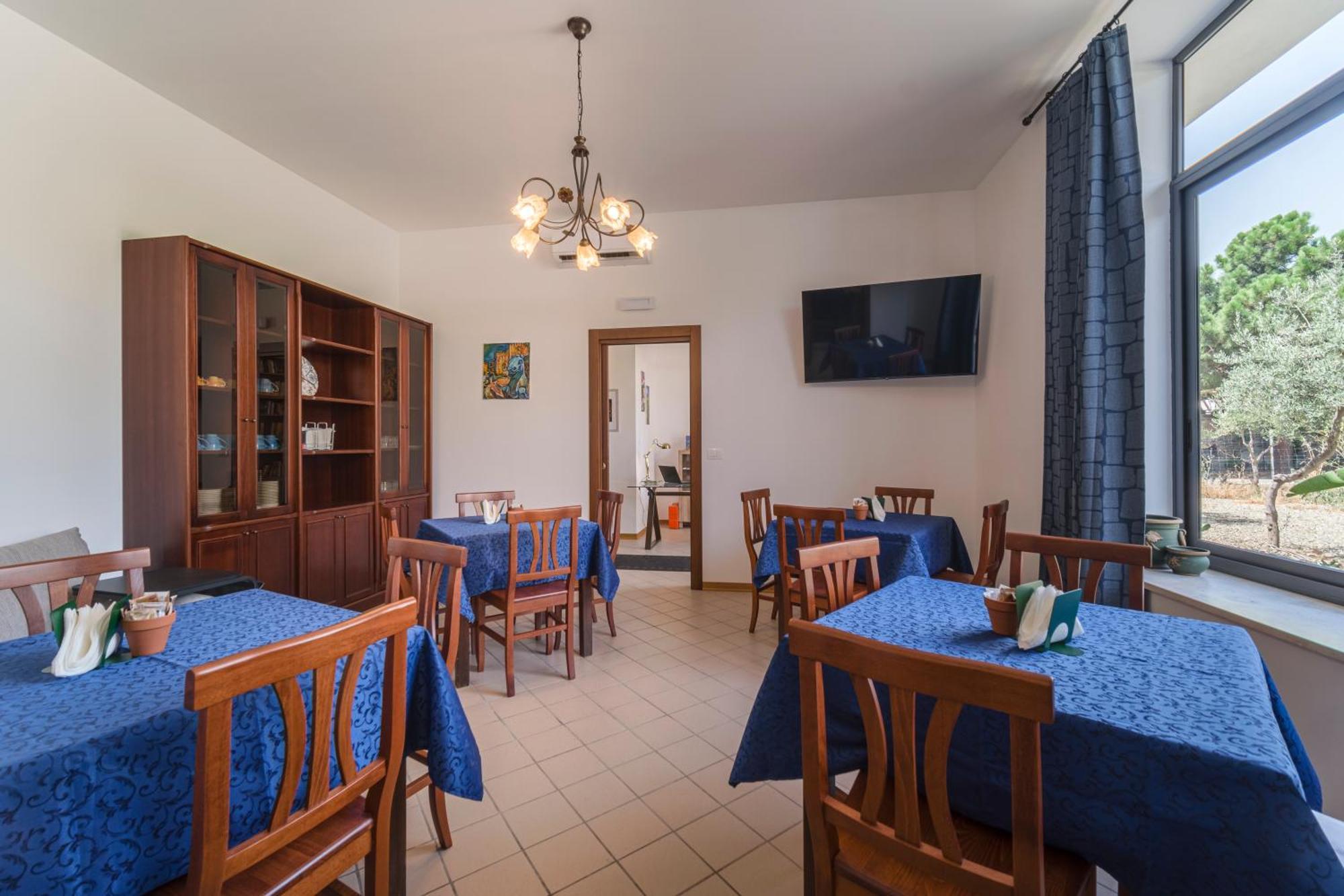 Il Vivaio Bed And Breakfast Санта-Тереза-ди-Рива Экстерьер фото